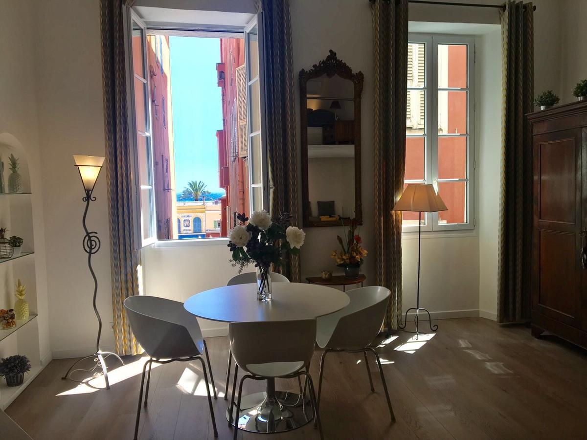 Barillerie - Loft Moderne, Face Mer, Vieux-nice. Appartement *